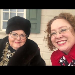 Meet your Posher, Nancy